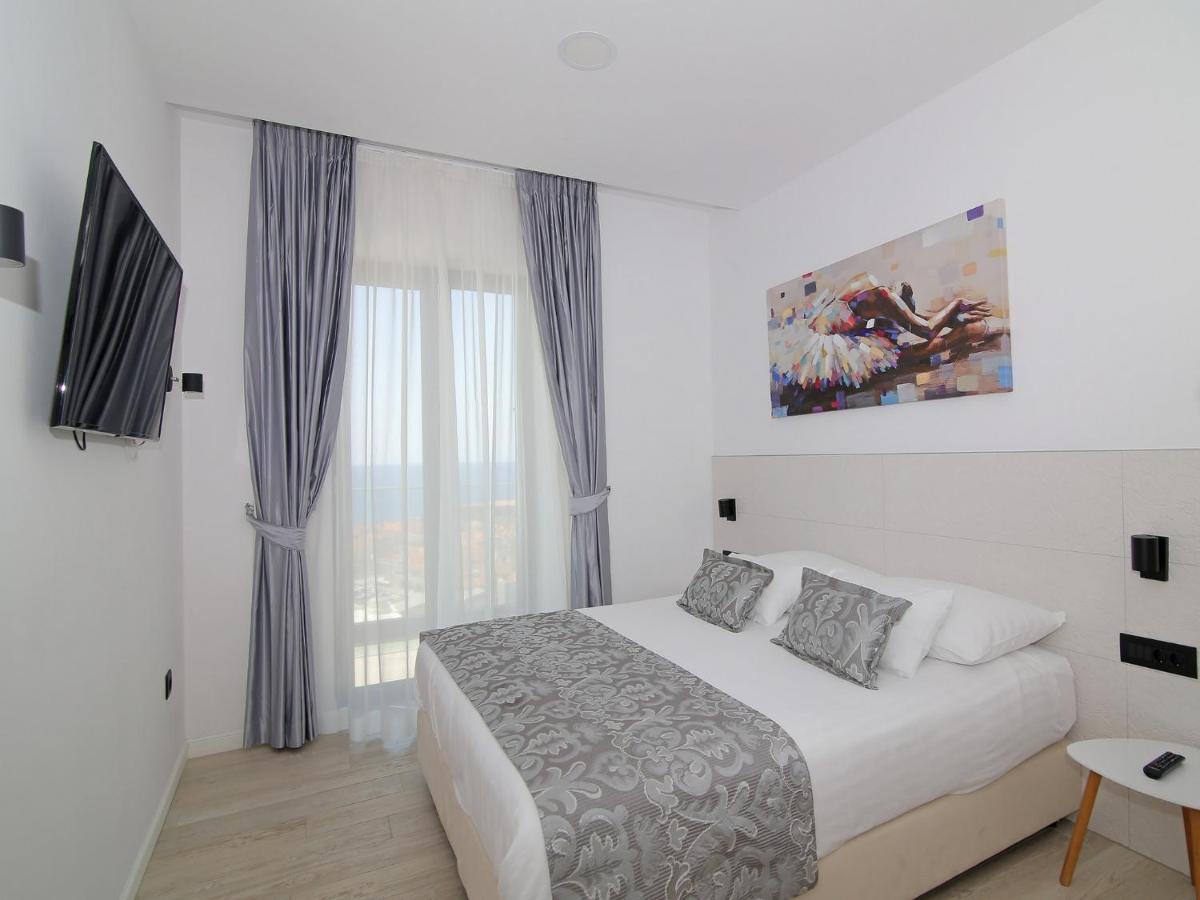 Luxury Amarin Apartment Ragusa Esterno foto